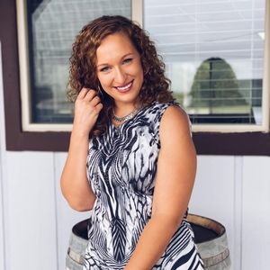 Meet your Posher, Alisha